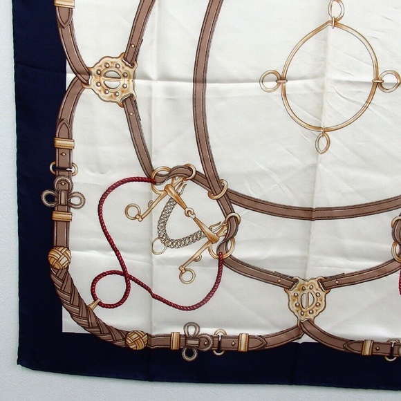 Authentic CELINE scarf silk [Used] - Picture 3 of 10